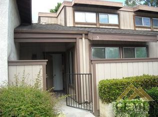 5301 Dunsmuir Rd APT 3, Bakersfield, CA 93309