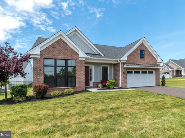 300 Dryden Rd E, Dresher, PA 19025