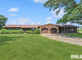 11717 317th St N, Hillsdale, IL 61257