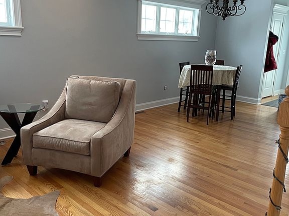 4th image of 124 Jefferson St APT 1