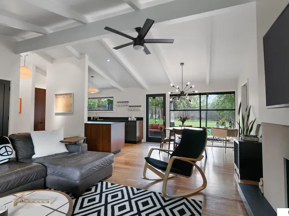 3226 W Summit Blvd, Lincoln, NE 68502