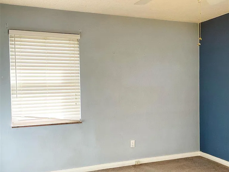 5116 Deville Ave — Photo 10