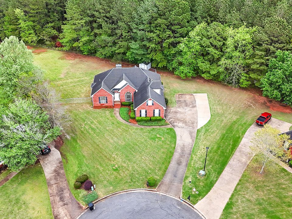 1st image of 205 Wynnfield Way