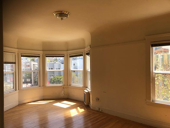 4th image of 3456 Cesar Chavez St #6