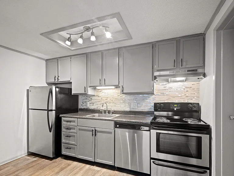 Retreat at Indian Lake - Kitchen