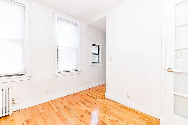 Rented by MySpaceNYC | media 9