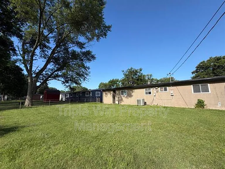 1710 Kay Dr — Photo 4