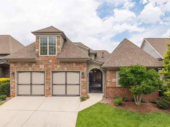 11127 Brookhaven Club Dr, Johns Creek, GA 30097