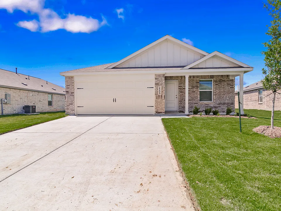 2209 Marshall Dr