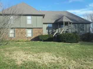 20005 Riggs St, Stilwell, KS 66085