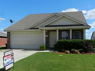 122 Maned Dr, Sanger, TX 76266