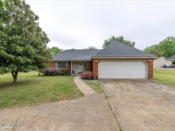 5446 Ridgetop Dr, Horn Lake, MS 38637