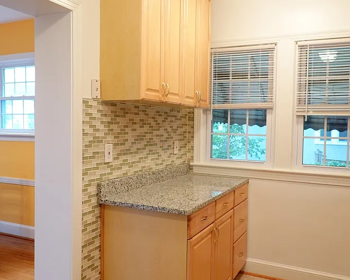 800 Maplewood Ave — Photo 13