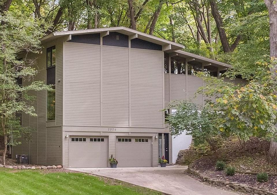 1st image of 2026 Deepwood Ct SE