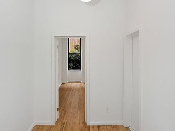 3rd image of 255 W 15th St APT 3