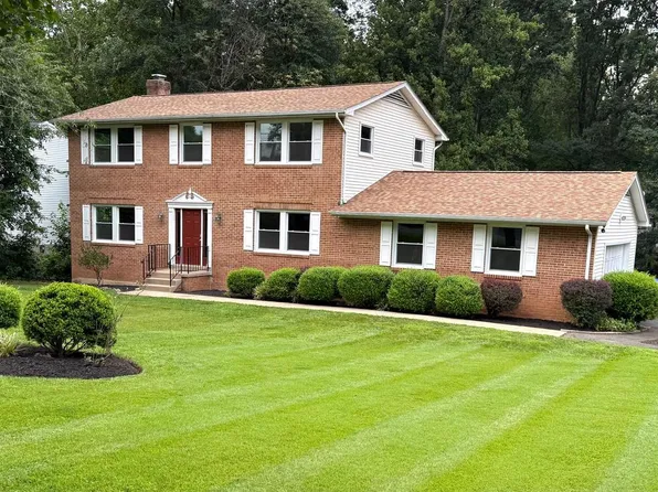 16052 Simon Kenton Rd, Haymarket, VA 20169