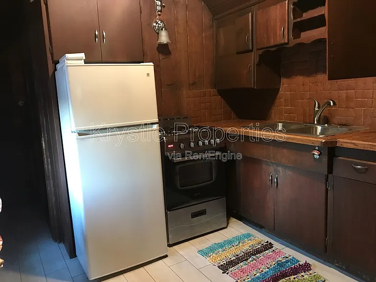 50 Winslow Ave #B — Photo 6