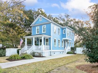 26 Pearl St, Mount Pleasant, SC 29464
