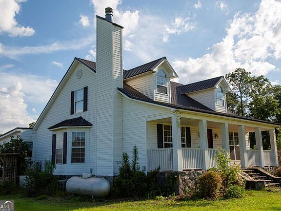 3rd image of 1054 Penny Morris Rd