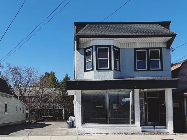 33 Newark Pompton Tpke, Little Falls, NJ 07424