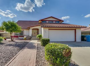 1924 E Redfield Rd, Phoenix, AZ 85022