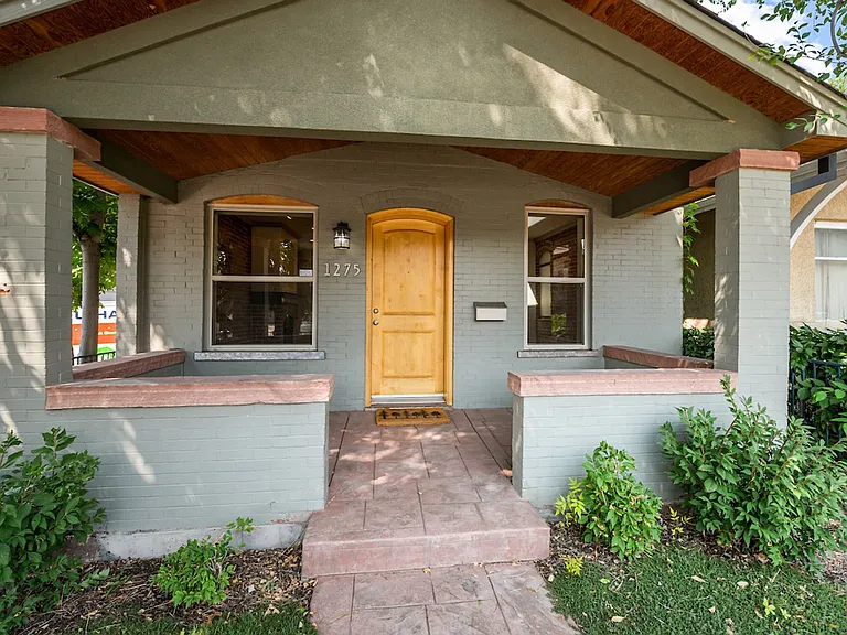 1275 S Clayton St — Photo 2