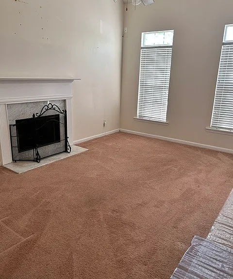 9592 Lakeview Cir — Photo 3