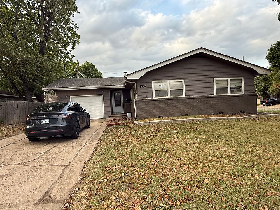 1st image of 1304 W 30th St S