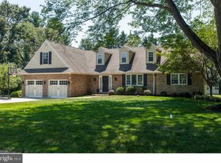 114 W Hilltop Rd, West Chester, PA 19382