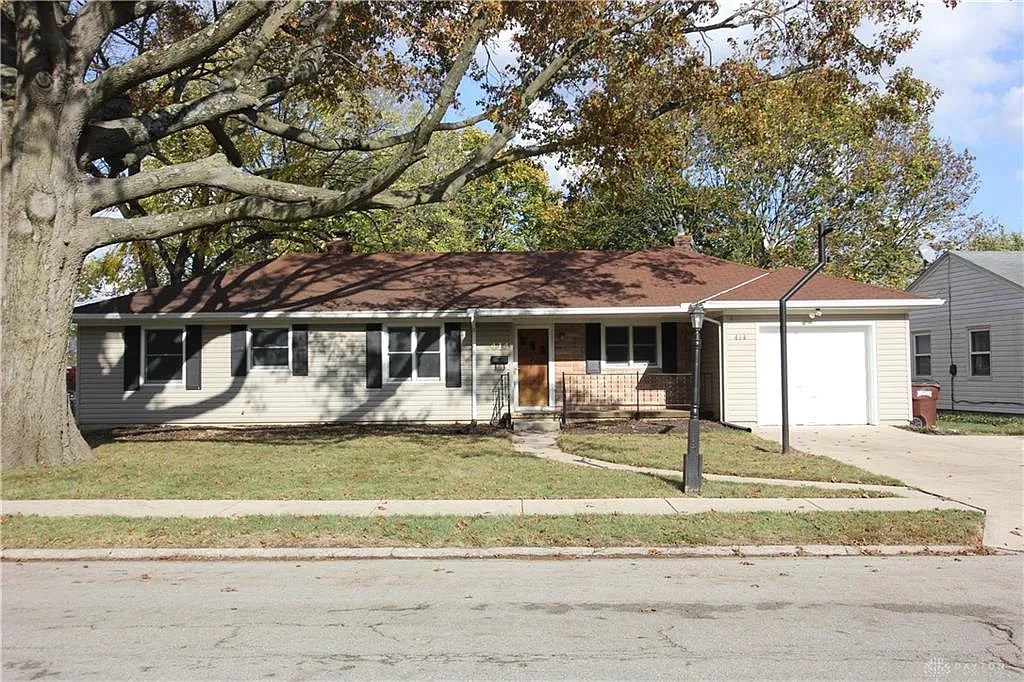 414 Wolf Ave photo 1