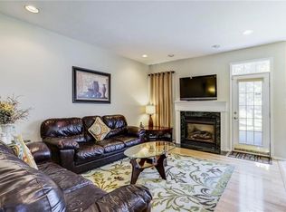 3 Kushnetki Rd, Parlin, NJ 08859