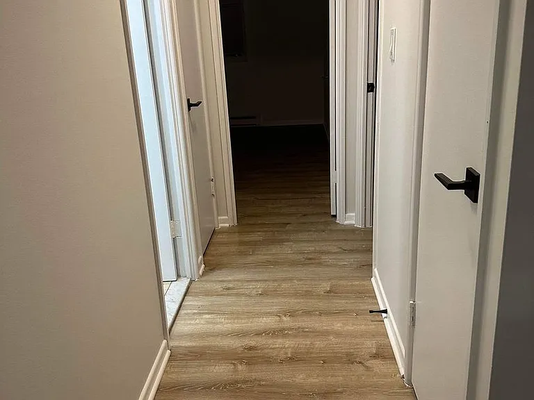 Robin Hood Apartments — Photo 12