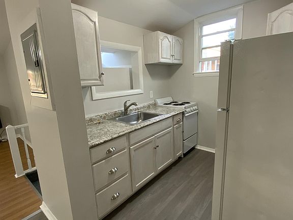 2nd image of 28 Martel St #3