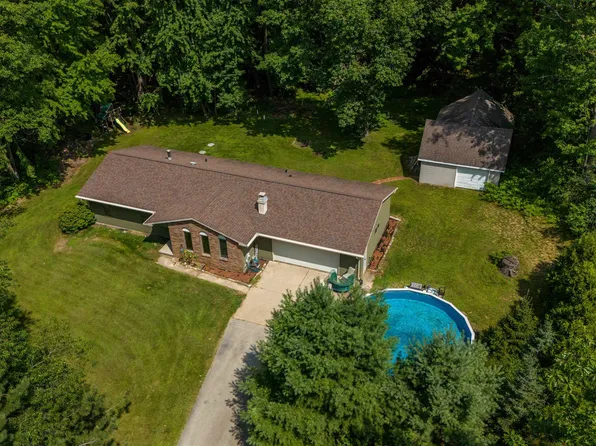 6784 Gregory Ln, Sobieski, WI 54171