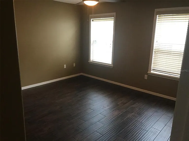 1518 Salem Dr — Photo 9