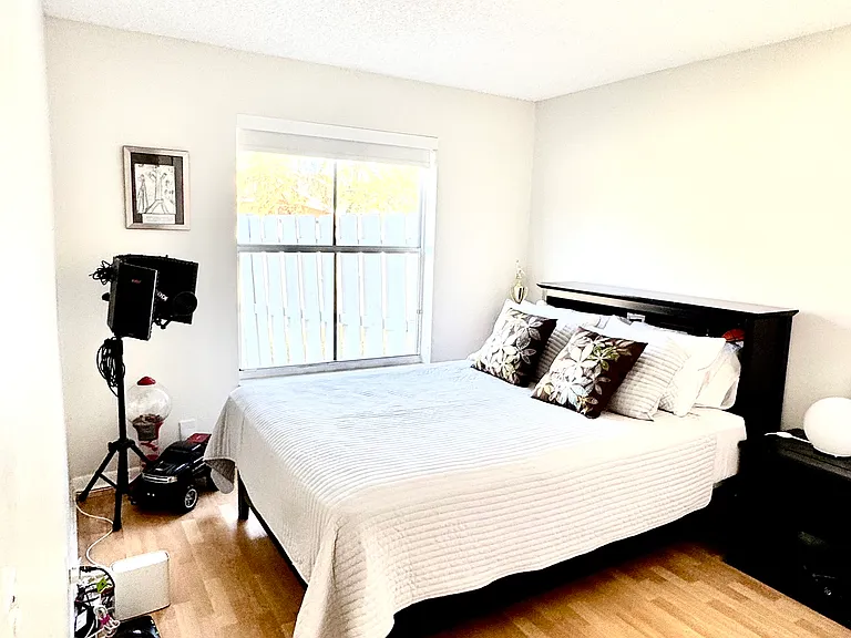 1064 Cedar Falls Dr — Photo 20