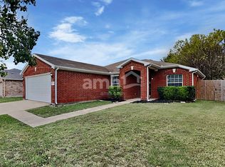 216 Cornell Dr, Forney, TX 75126