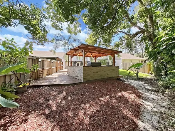 11506 Galleria Dr, Tampa, FL 33618