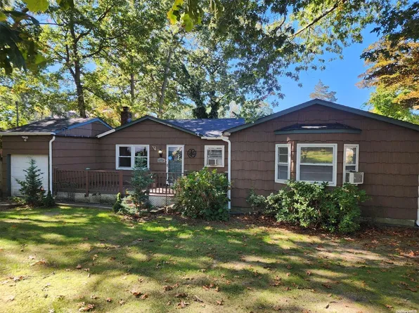 22 Mitchell Drive, Sound Beach, NY 11789