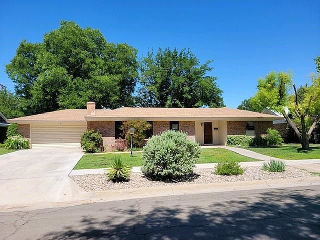 1st image of 3012 Edgewood Dr