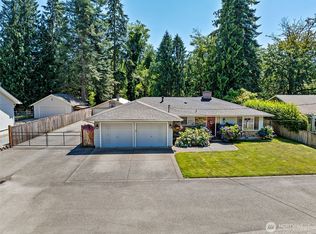 23849 SE 472nd St, Enumclaw, WA 98022