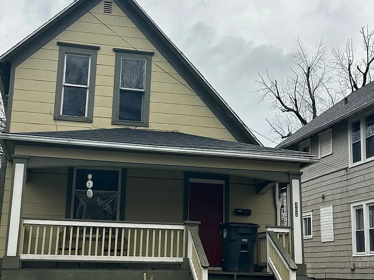 202 Westwood Ave — Photo 1