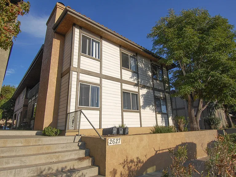 2627 S. El Camino Real — Photo 1