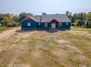 3991 Storybook Ln, Whitmore Lake, MI 48189