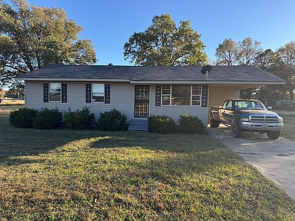 2nd image of 121 Central St