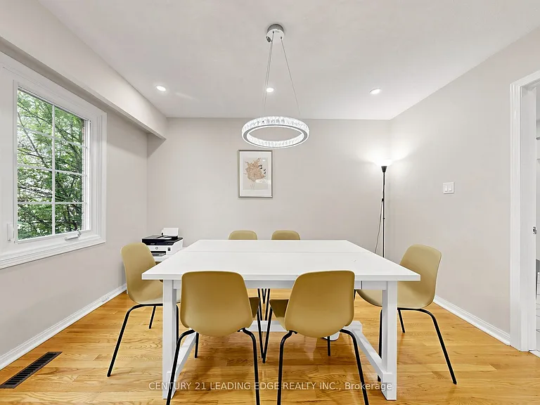 1 Briarwood Rd — Photo 9