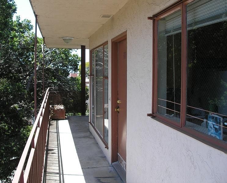 Community walkway