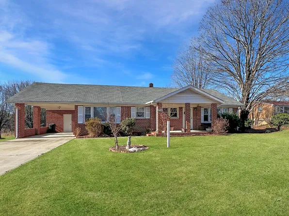 2736 Ringgold Depot Rd, Sutherlin, VA 24594