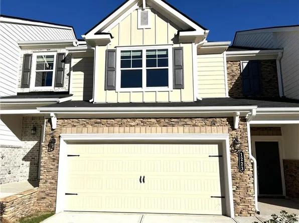 1223 Park Center Cir, Austell, GA 30168