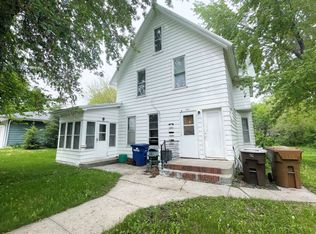 510 W 4th Ave #3, Mitchell, SD 57301